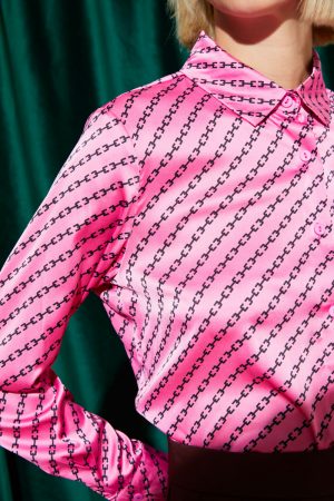 Chemise satinÃ©e Ã  motifs Peach Blossom Paris Boutique