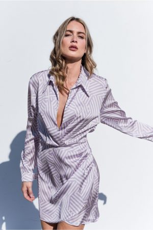 robe portefeuille lilas violet blanc en satin peach blossom paris