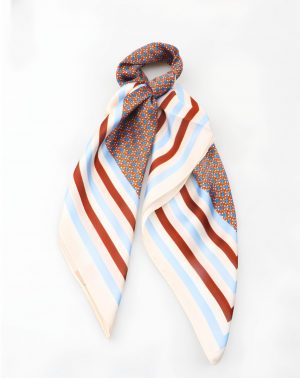 Foulard Paris crème rouge bleu beige Peach Blossom Paris