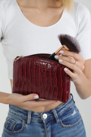 trousse maquillage effet croco rouge bordeaux peach blossom paris